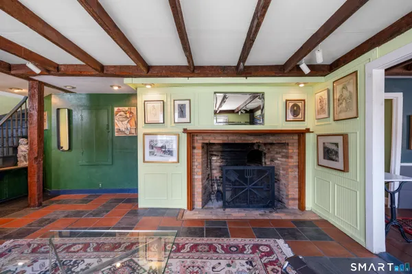 $450,000 | 371 Washington Street, Norwich, CT 06360