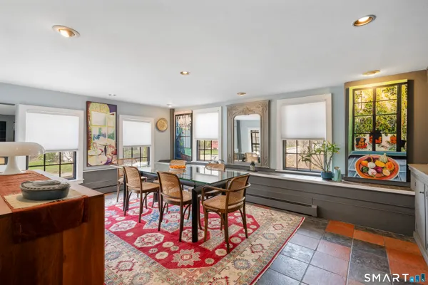 $450,000 | 371 Washington Street, Norwich, CT 06360