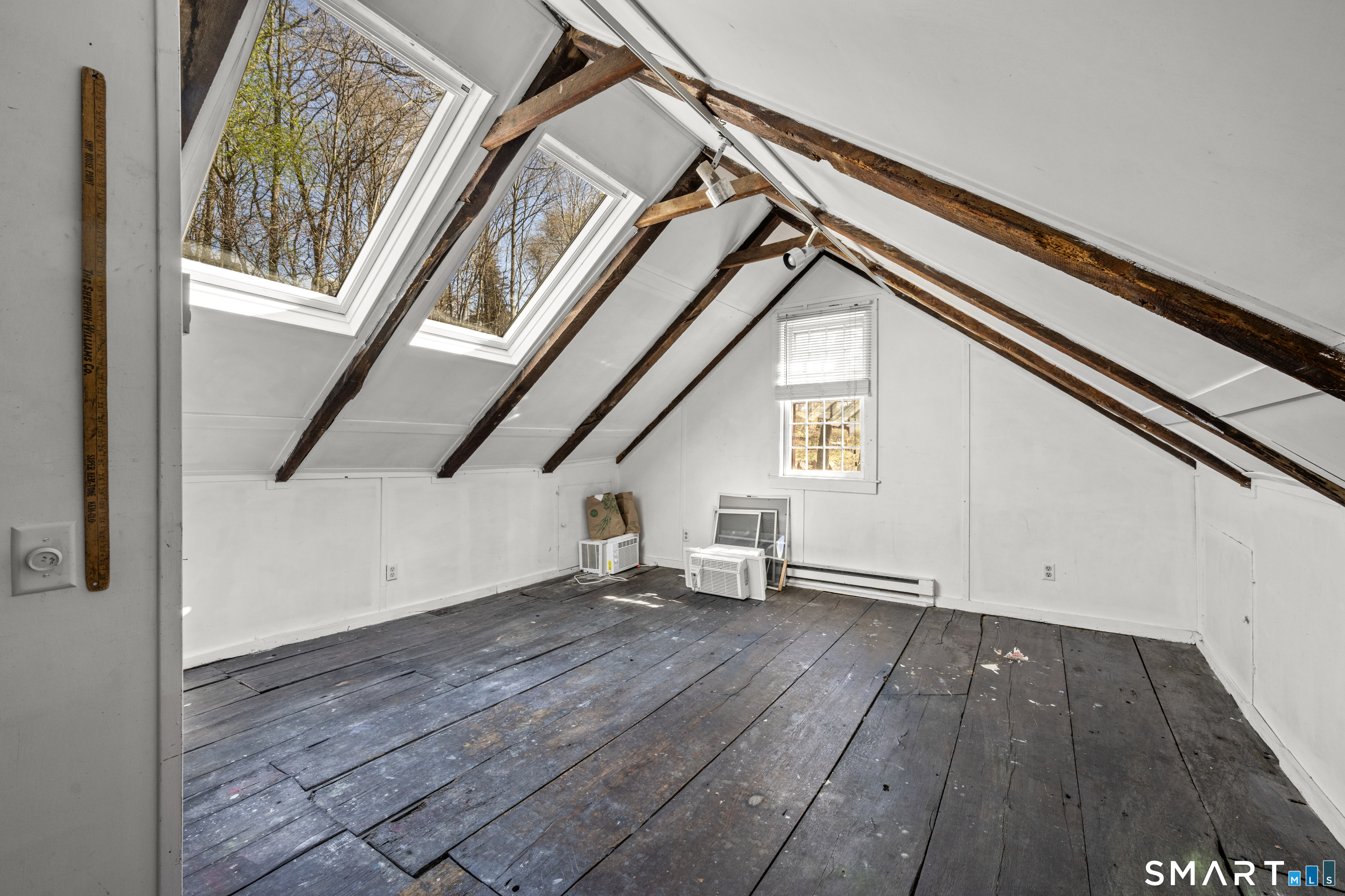 371 Washington Street Norwich, CT 06360 - Photo 26 of 38 a view of an entryway with wooden floor