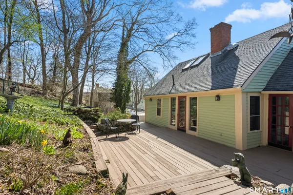 $450,000 | 371 Washington Street, Norwich, CT 06360