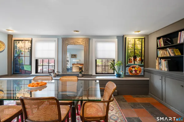 $450,000 | 371 Washington Street, Norwich, CT 06360