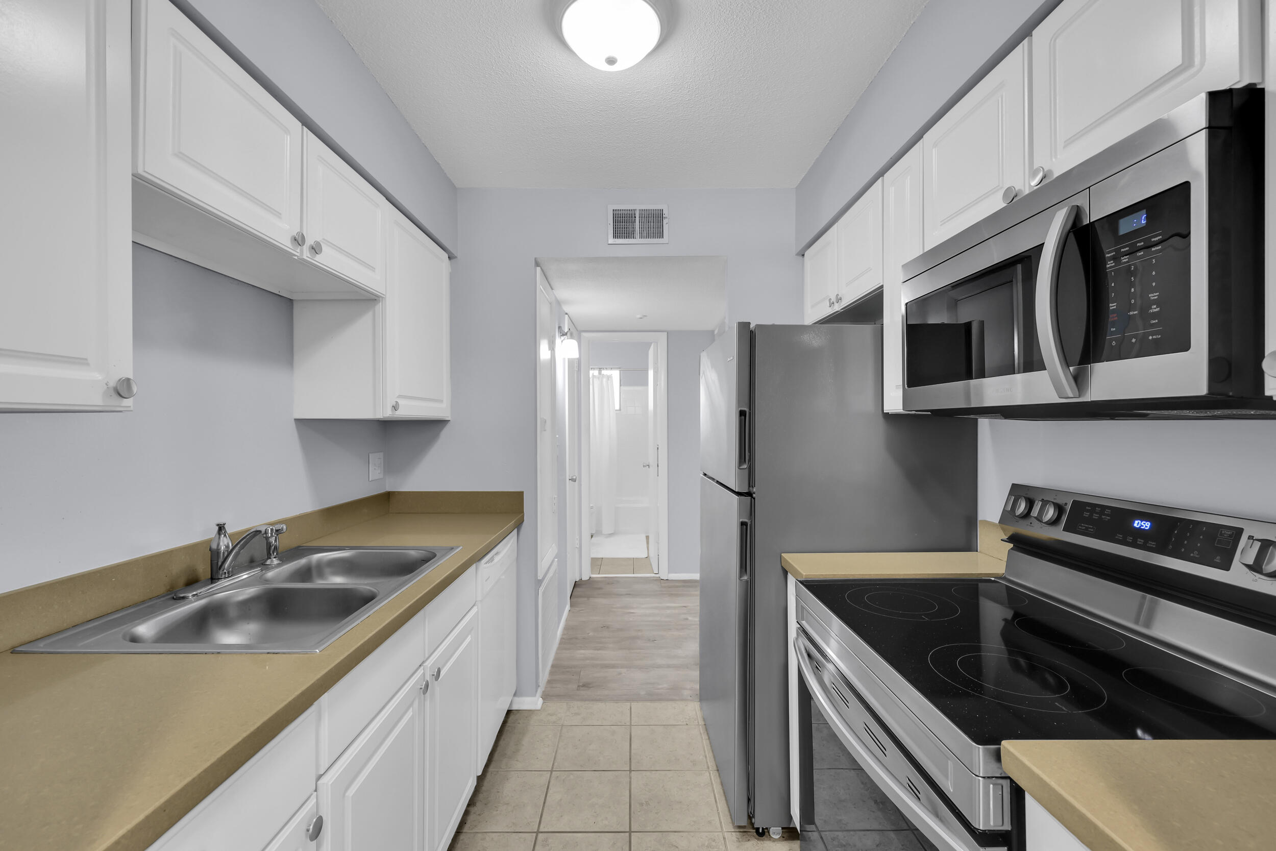 6240 Old Point Road, Unit C14 Hanahan, SC 29410 - Photo 15 of 27 14_ru4a0606