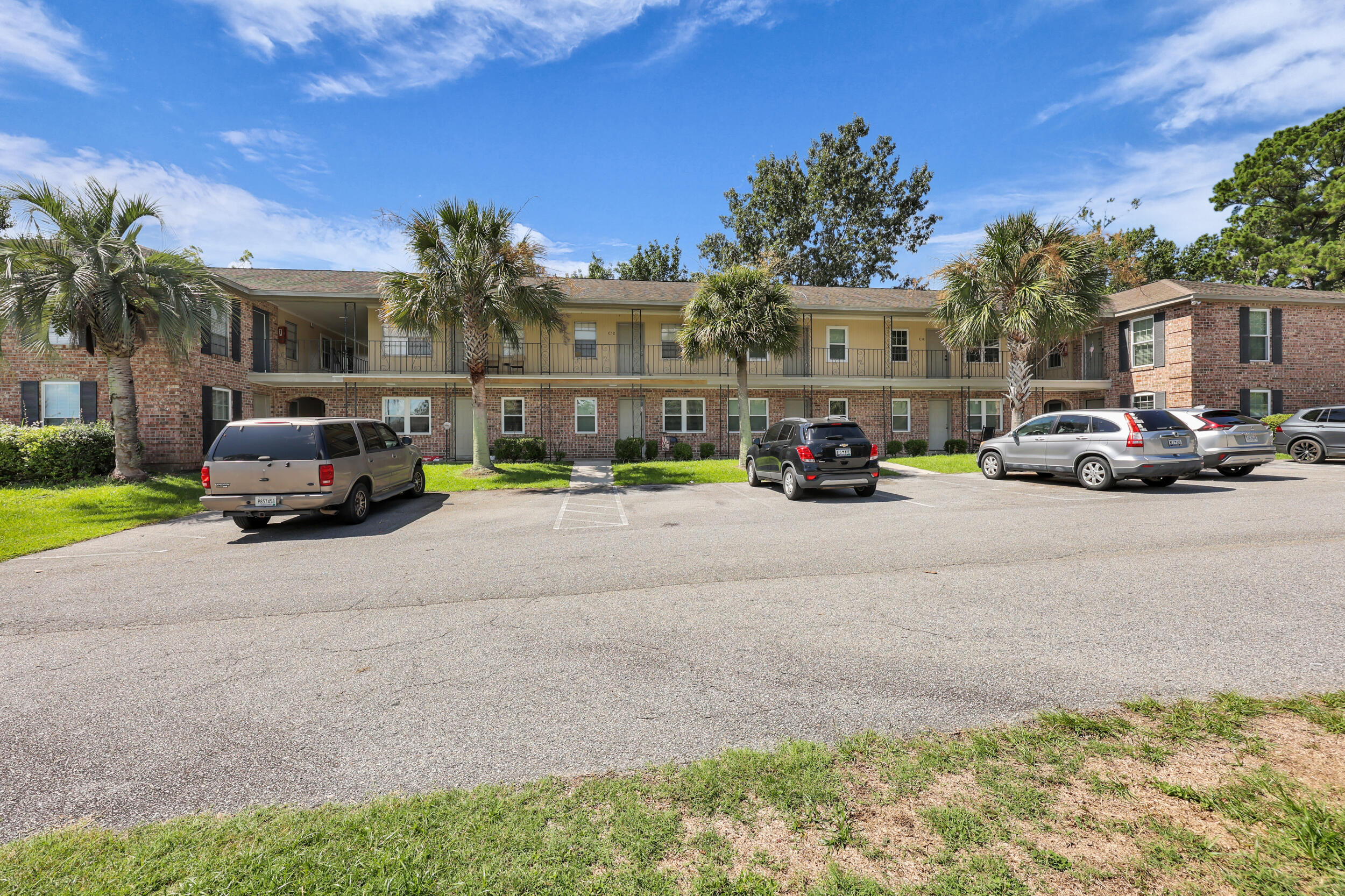 6240 Old Point Road, Unit C14 Hanahan, SC 29410 - Photo 20 of 27 21_ru4a0653