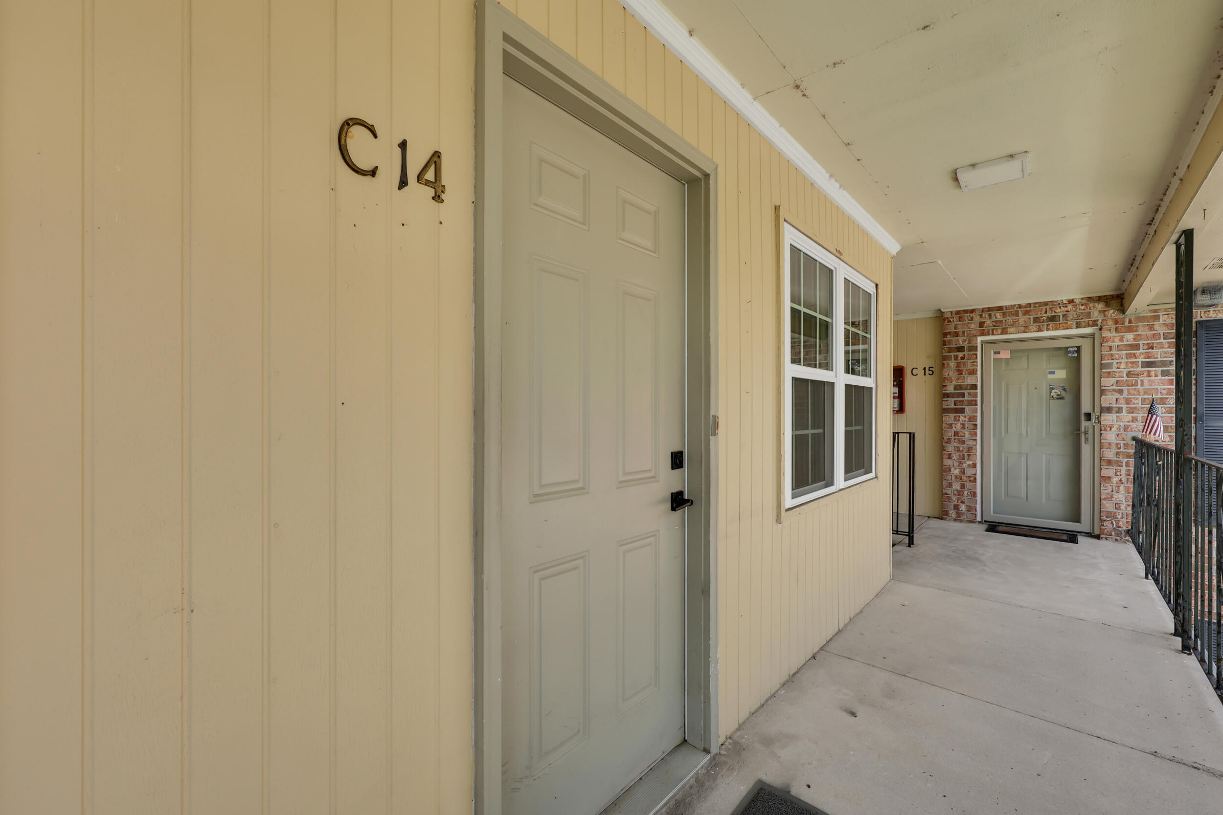 6240 Old Point Road, Unit C14 Hanahan, SC 29410 - Photo 3 of 27 20_ru4a0636