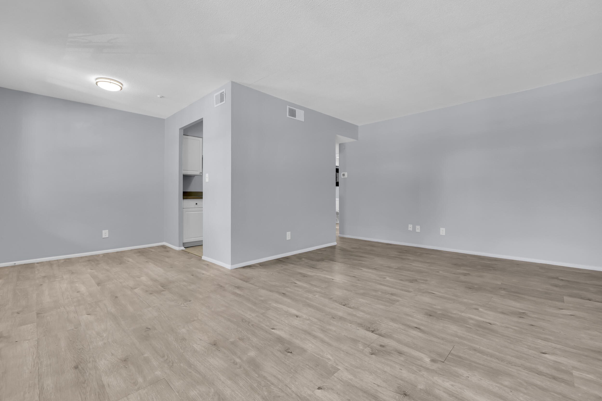 6240 Old Point Road, Unit C14 Hanahan, SC 29410 - Photo 7 of 27 3_ru4a0541