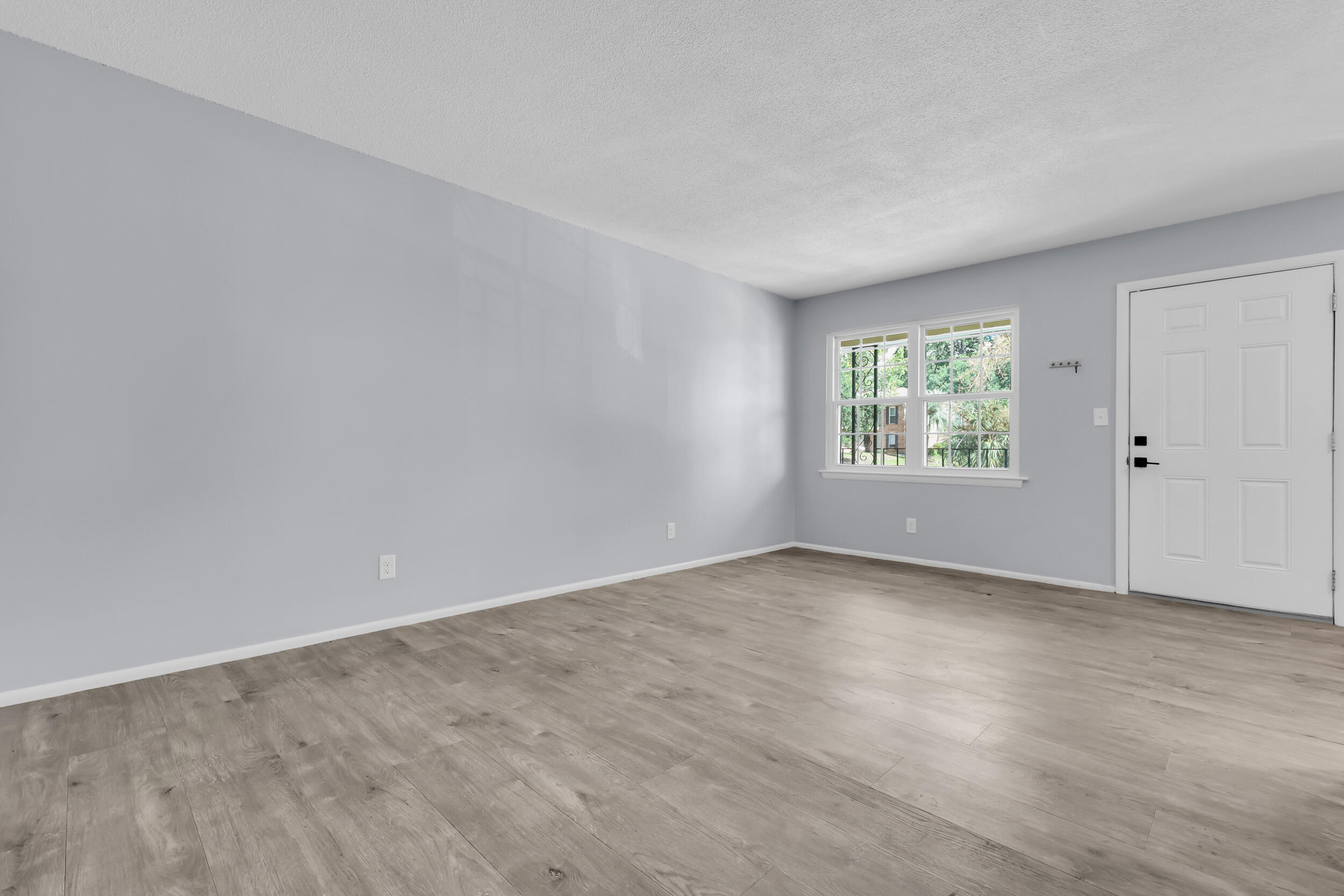 6240 Old Point Road, Unit C14 Hanahan, SC 29410 - Photo 9 of 27 5_ru4a0556