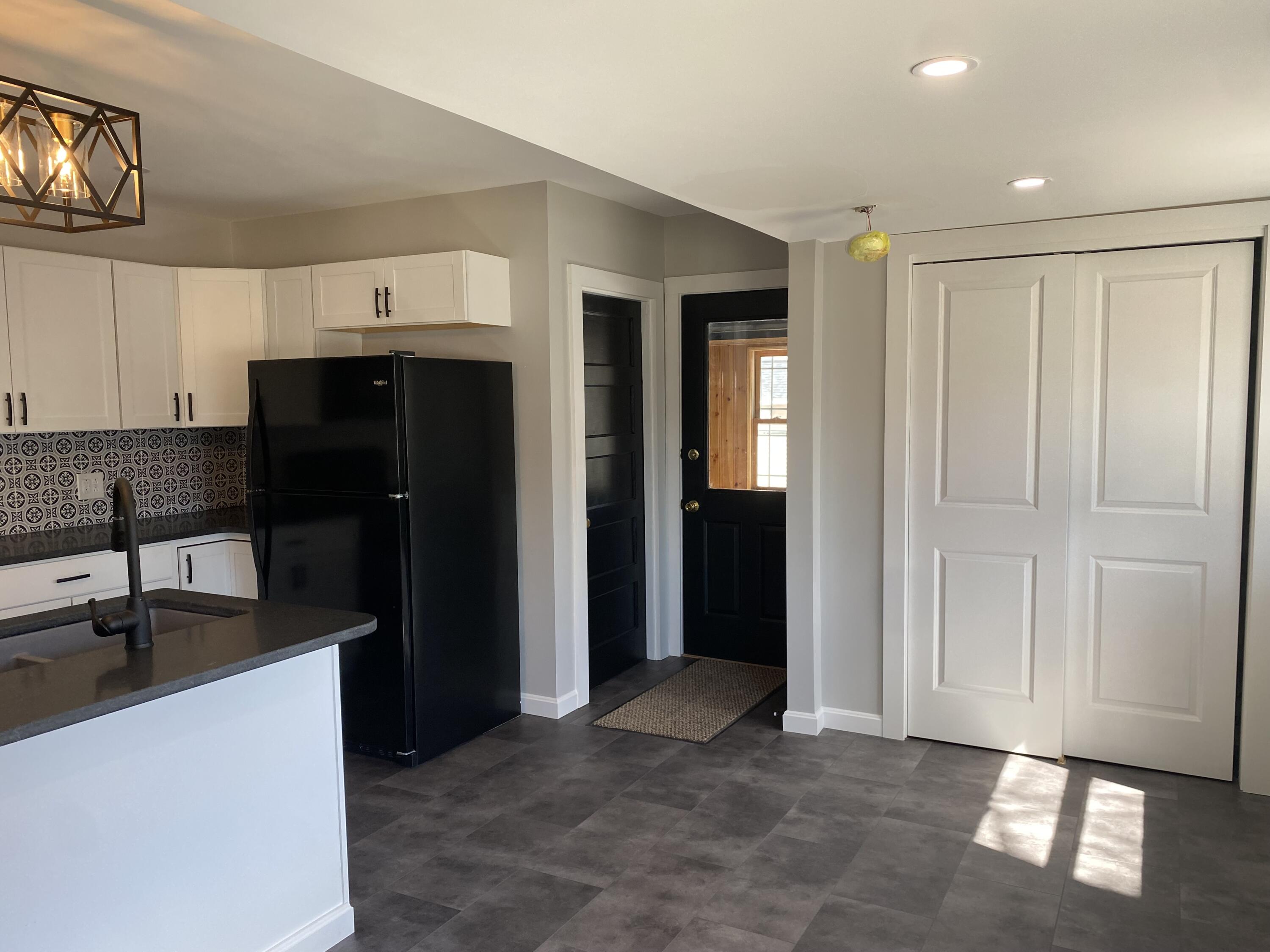 33 Coolidge Avenue Caribou, ME 04736 - Photo 6 of 23 IMG_0363