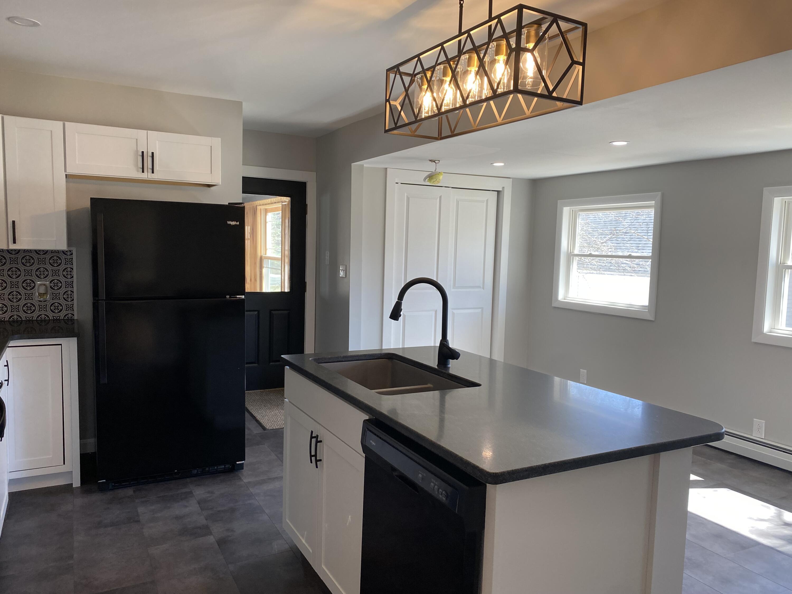 33 Coolidge Avenue Caribou, ME 04736 - Photo 7 of 23 IMG_0357