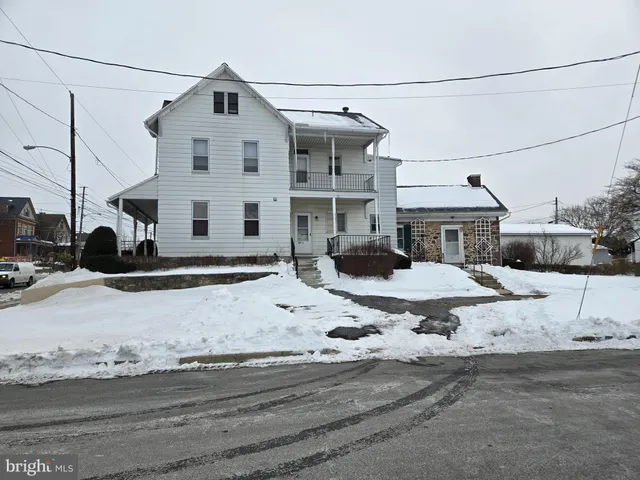 $1,600 | 312 West Lancaster Avenue, Shillington, PA 19607