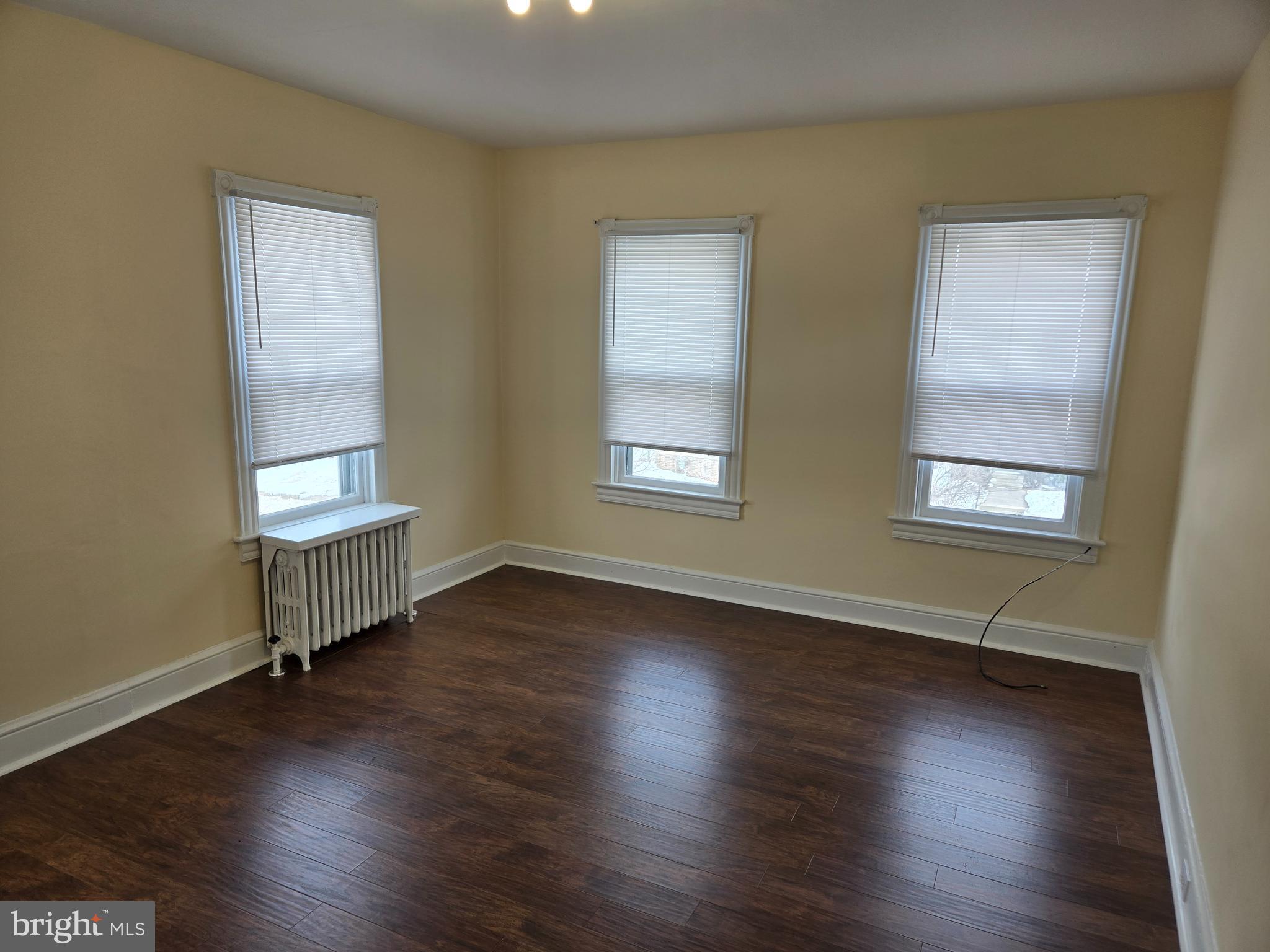 312 West Lancaster Avenue Shillington, PA 19607 - Photo 9 of 15 Living Room