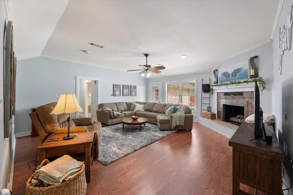 $225,000 | 1201 Oak Street, Teague, TX 75860