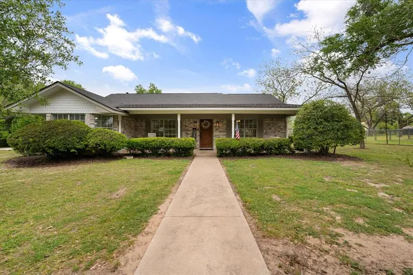 $225,000 | 1201 Oak Street, Teague, TX 75860