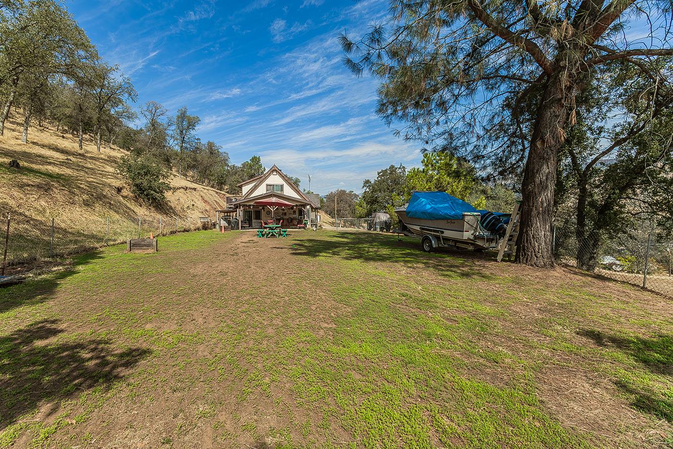 28429 Burrough Valley Road Tollhouse, CA 93667 - Photo 12 of 46