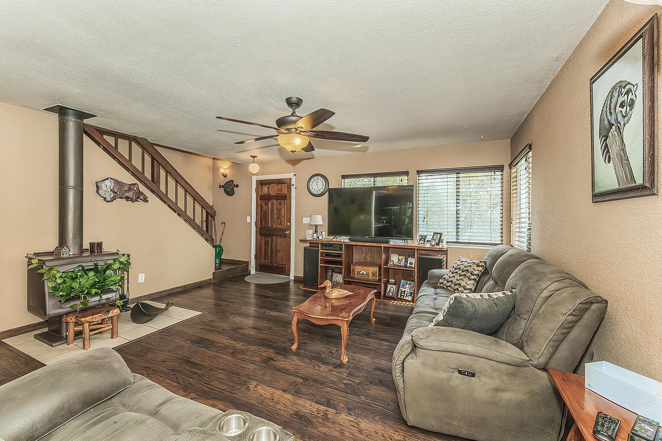 28429 Burrough Valley Road Tollhouse, CA 93667 - Photo 16 of 46