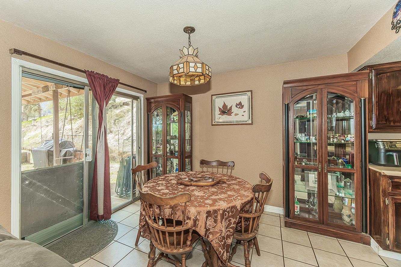 28429 Burrough Valley Road Tollhouse, CA 93667 - Photo 19 of 46