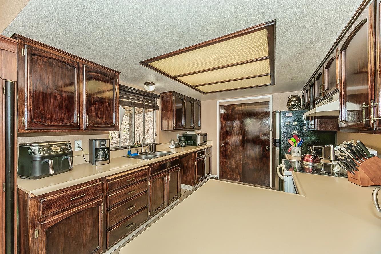 28429 Burrough Valley Road Tollhouse, CA 93667 - Photo 22 of 46