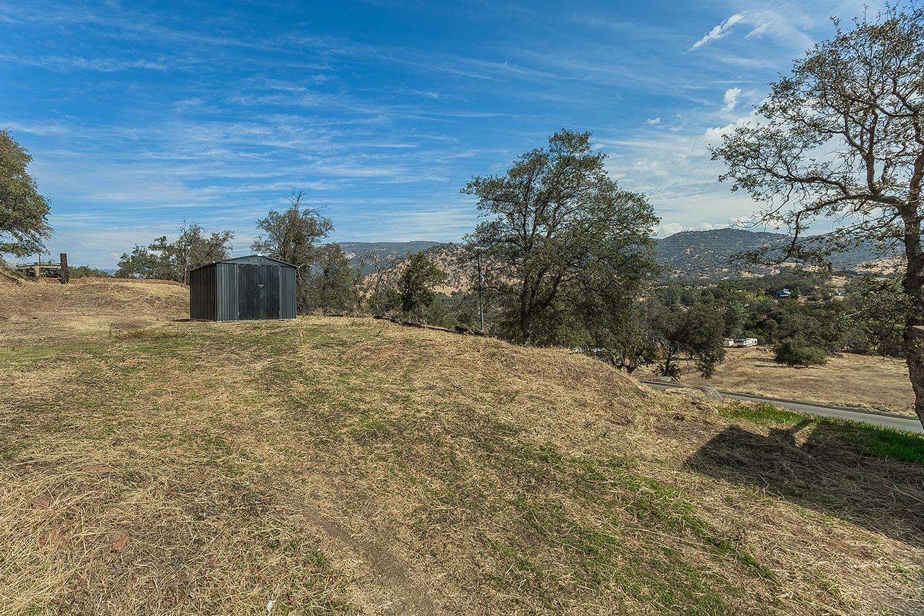 28429 Burrough Valley Road Tollhouse, CA 93667 - Photo 4 of 46
