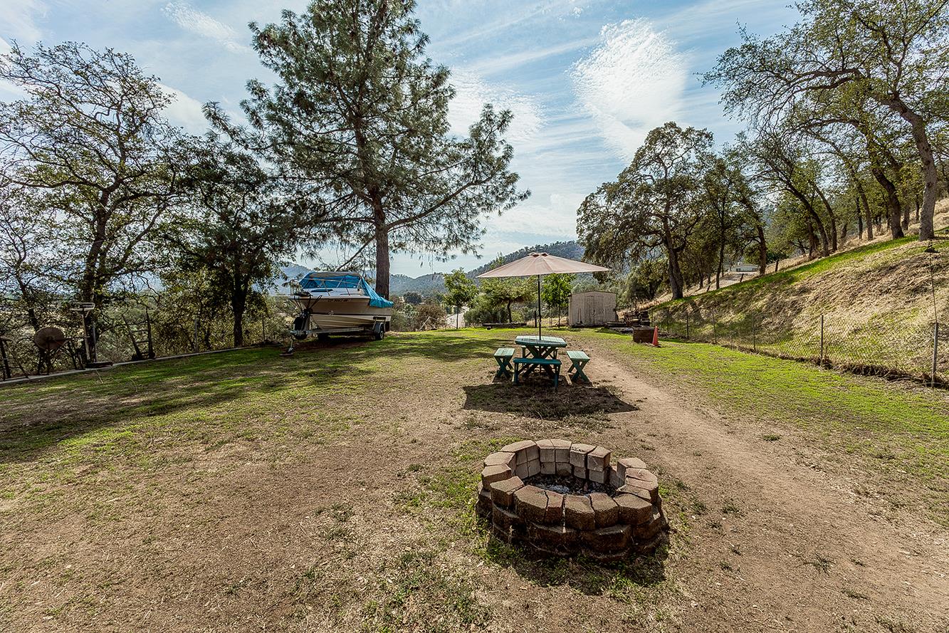 28429 Burrough Valley Road Tollhouse, CA 93667 - Photo 9 of 46