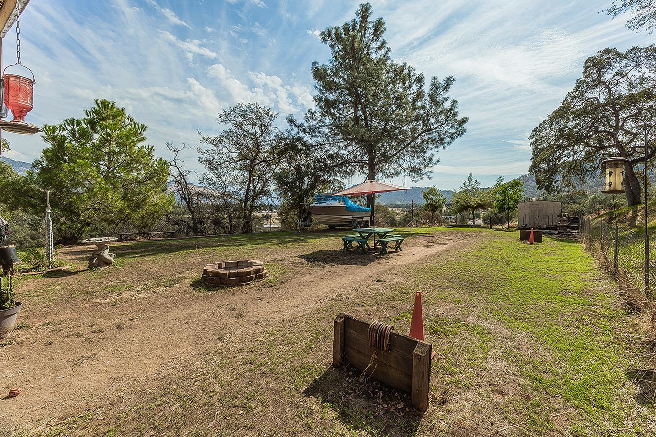 28429 Burrough Valley Road Tollhouse, CA 93667 - Photo 10 of 46