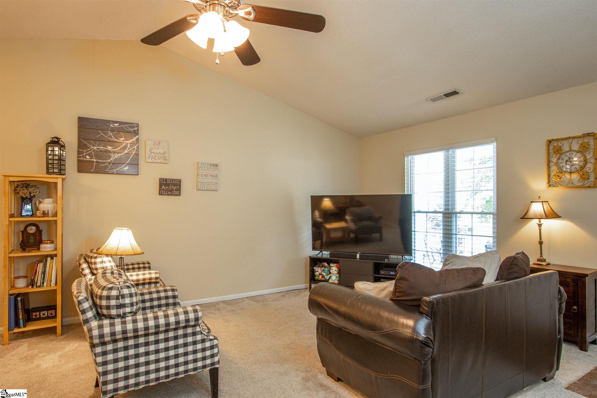 108 West Fall River Way Simpsonville, SC 29680 - Photo 2 of 29 Gallery Image 2
