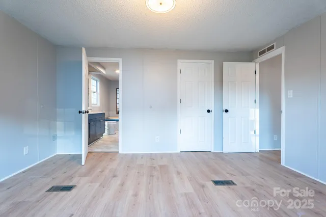 $210,000 | 2918 23rd Avenue Northeast, Hickory, NC 28601