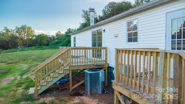 $210,000 | 2918 23rd Avenue Northeast, Hickory, NC 28601