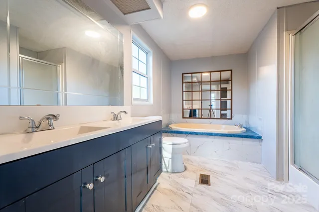 $210,000 | 2918 23rd Avenue Northeast, Hickory, NC 28601