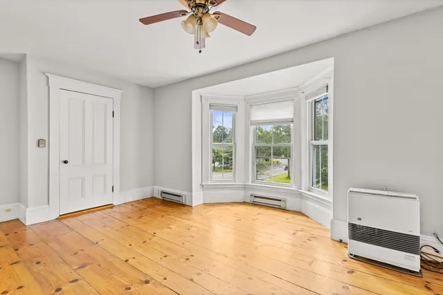 $425,000 | 11 Drake Hill Road, Strafford, NH 03884