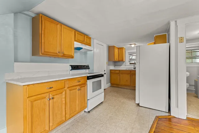 $425,000 | 11 Drake Hill Road, Strafford, NH 03884