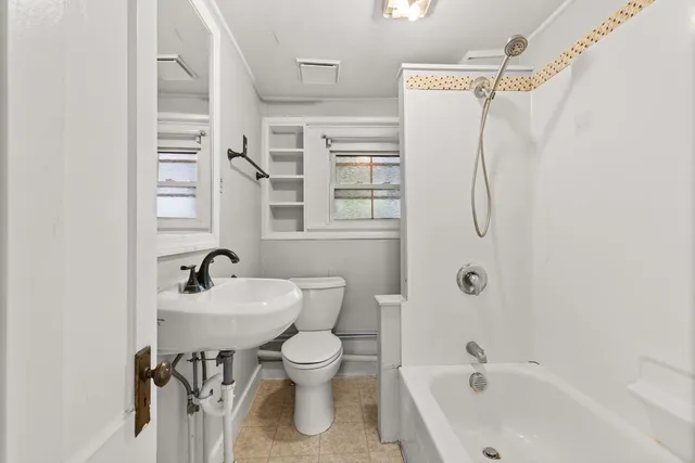 $425,000 | 11 Drake Hill Road, Strafford, NH 03884