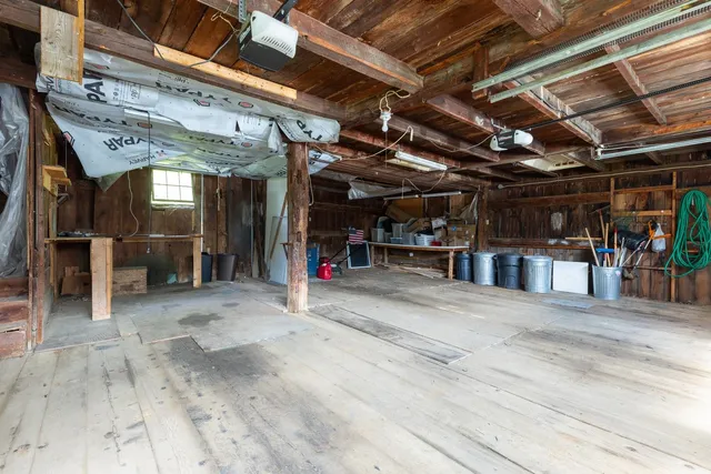 $425,000 | 11 Drake Hill Road, Strafford, NH 03884