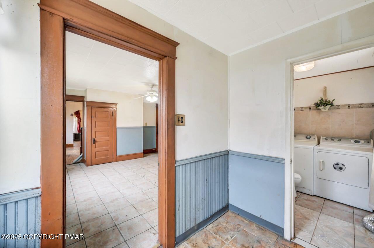 635 Vine Street Freeland, PA 18224 - Photo 21 of 47 635 Vine St 18 Large