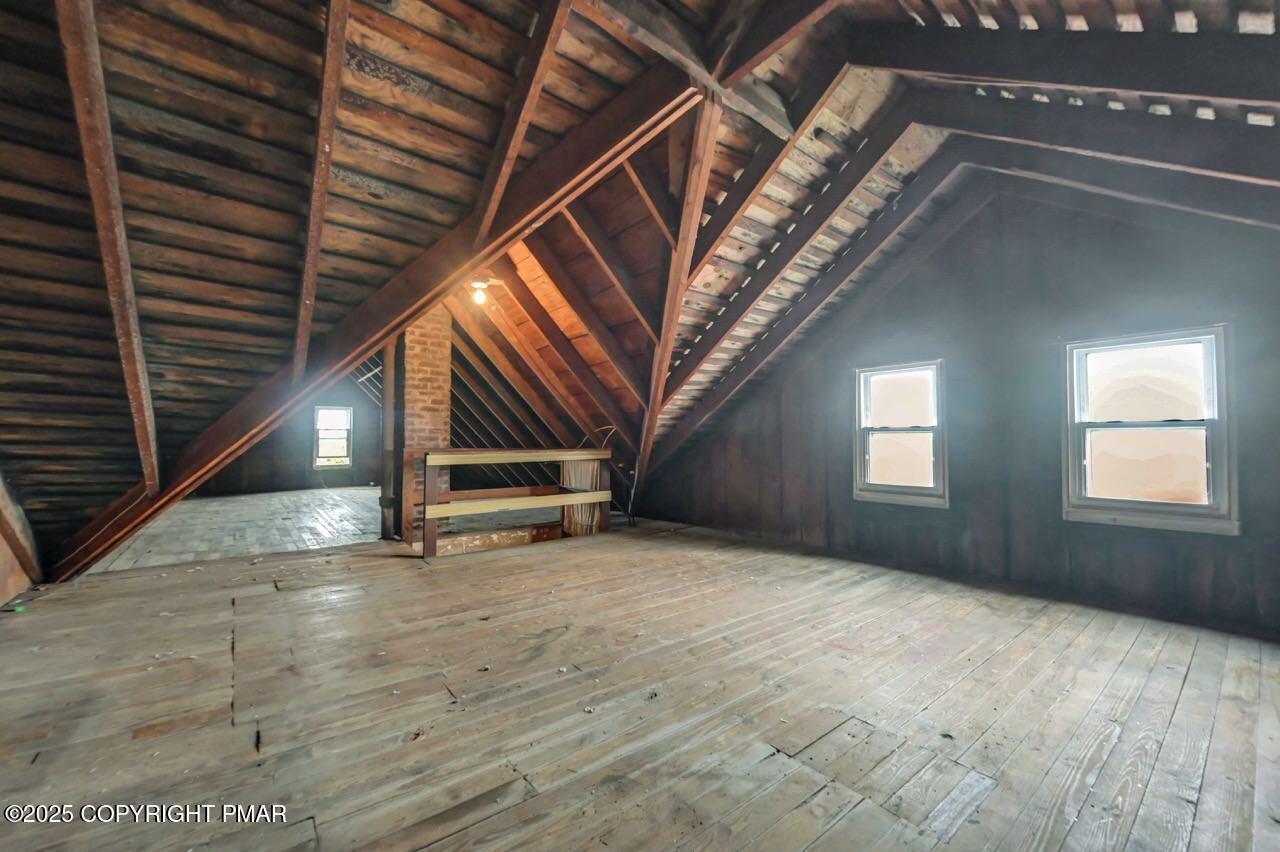 635 Vine Street Freeland, PA 18224 - Photo 34 of 47 635 Vine St 37 Large