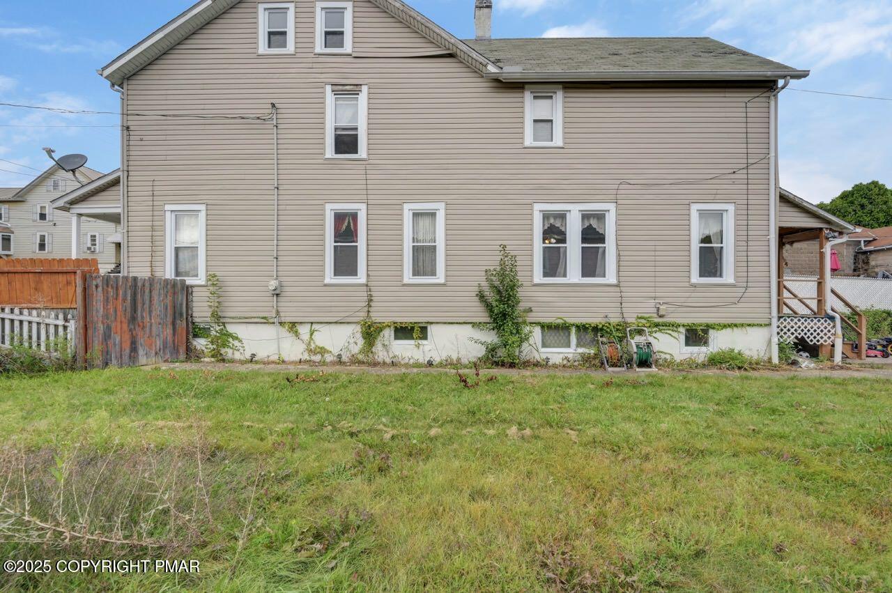 635 Vine Street Freeland, PA 18224 - Photo 45 of 47 635 Vine St 48 Large