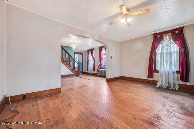 $189,900 | 635 Vine Street, Freeland, PA 18224