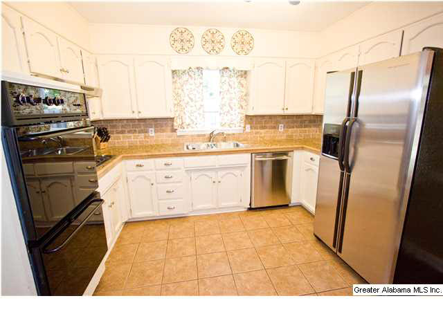 3200 Tyrol Road Birmingham, AL 35216 - Photo 7 of 21