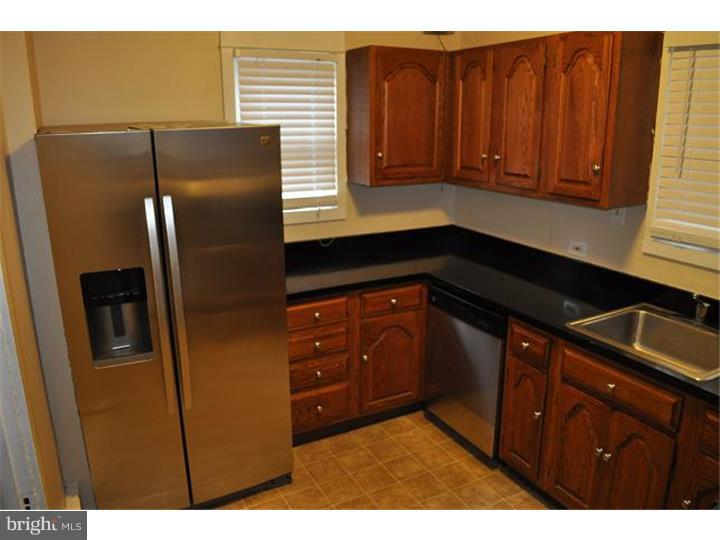 218 Birchwood Road Aldan, PA 19018 - Photo 5 of 14 Kitchen