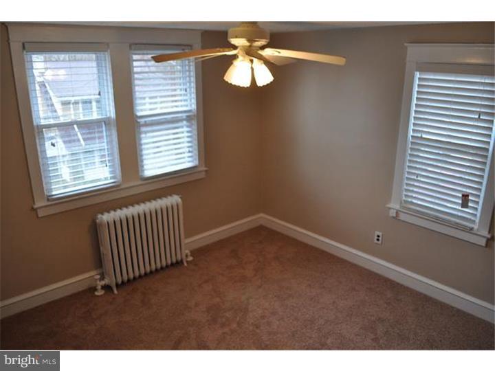218 Birchwood Road Aldan, PA 19018 - Photo 7 of 14 Bedroom - Main