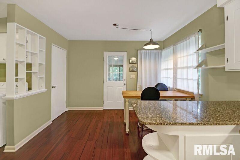 115 East Southgate Road Peoria, IL 61614 - Photo 11 of 33 Gallery Image 11