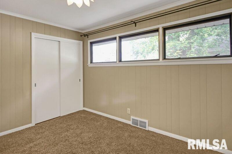 115 East Southgate Road Peoria, IL 61614 - Photo 23 of 33 Gallery Image 23