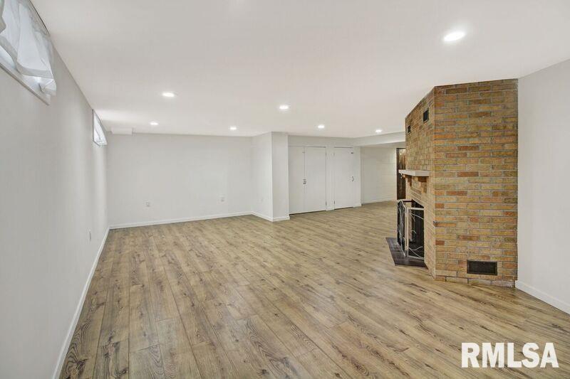 115 East Southgate Road Peoria, IL 61614 - Photo 27 of 33 Gallery Image 27
