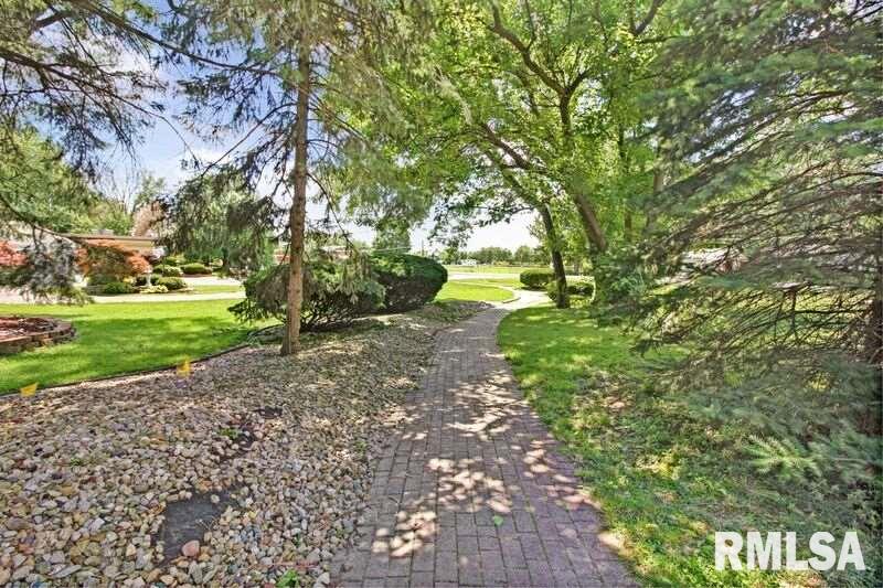 115 East Southgate Road Peoria, IL 61614 - Photo 33 of 33 Gallery Image 33