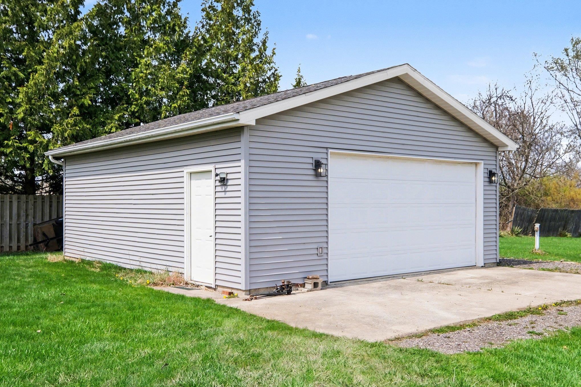 8027 North Webster Road Mount Morris, MI 48458 - Photo 44 of 57