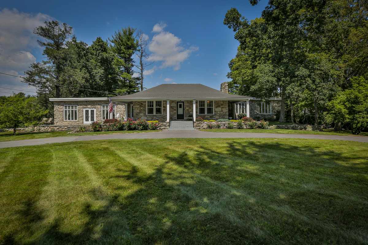 146 Haverhill Road Salem, NH 03079 - Photo 1 of 39