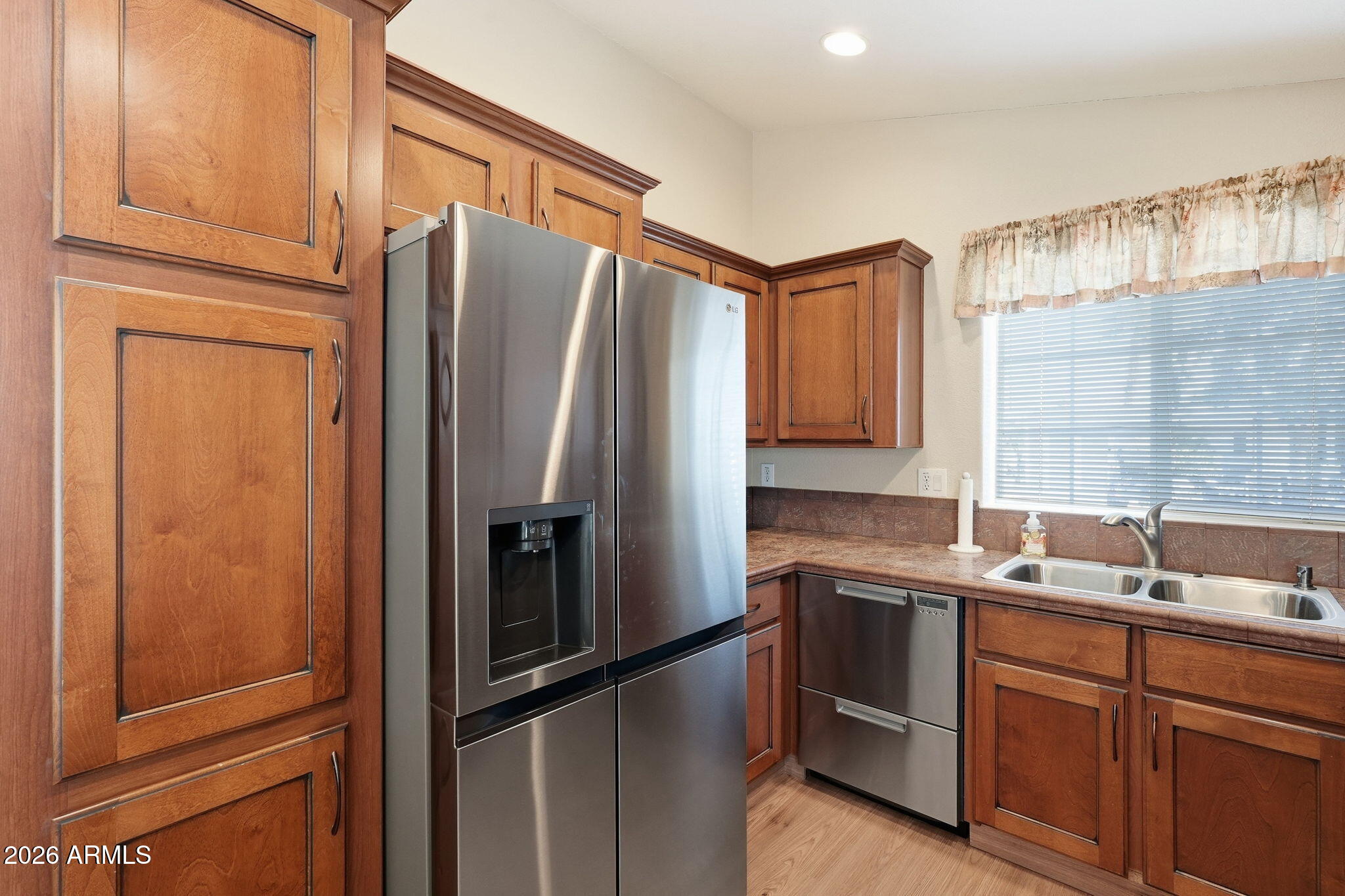 11201 North El Mirage Road, Unit 647 El Mirage, AZ 85335 - Photo 4 of 21 Kitchen