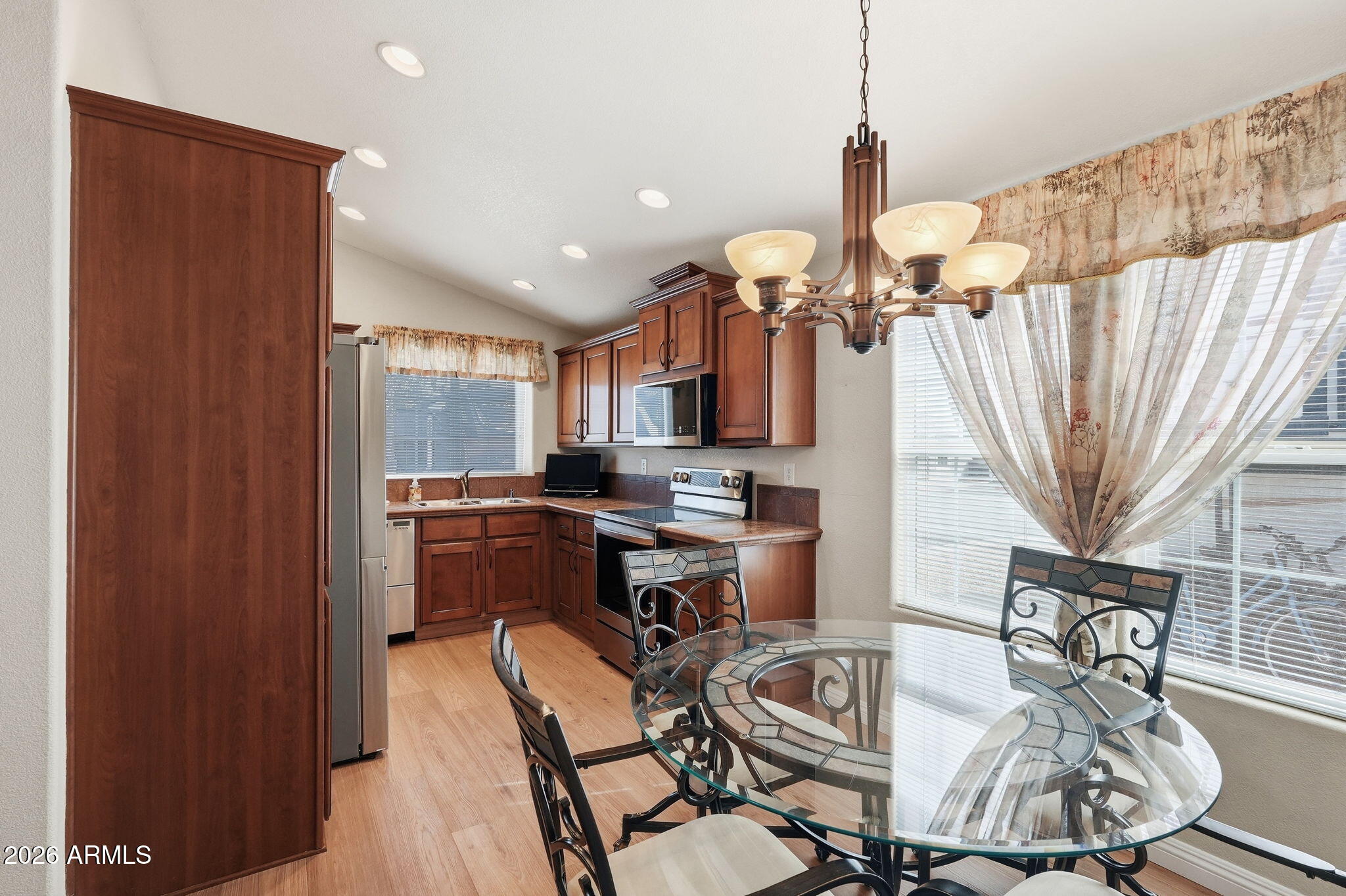 11201 North El Mirage Road, Unit 647 El Mirage, AZ 85335 - Photo 6 of 21 Dining Area
