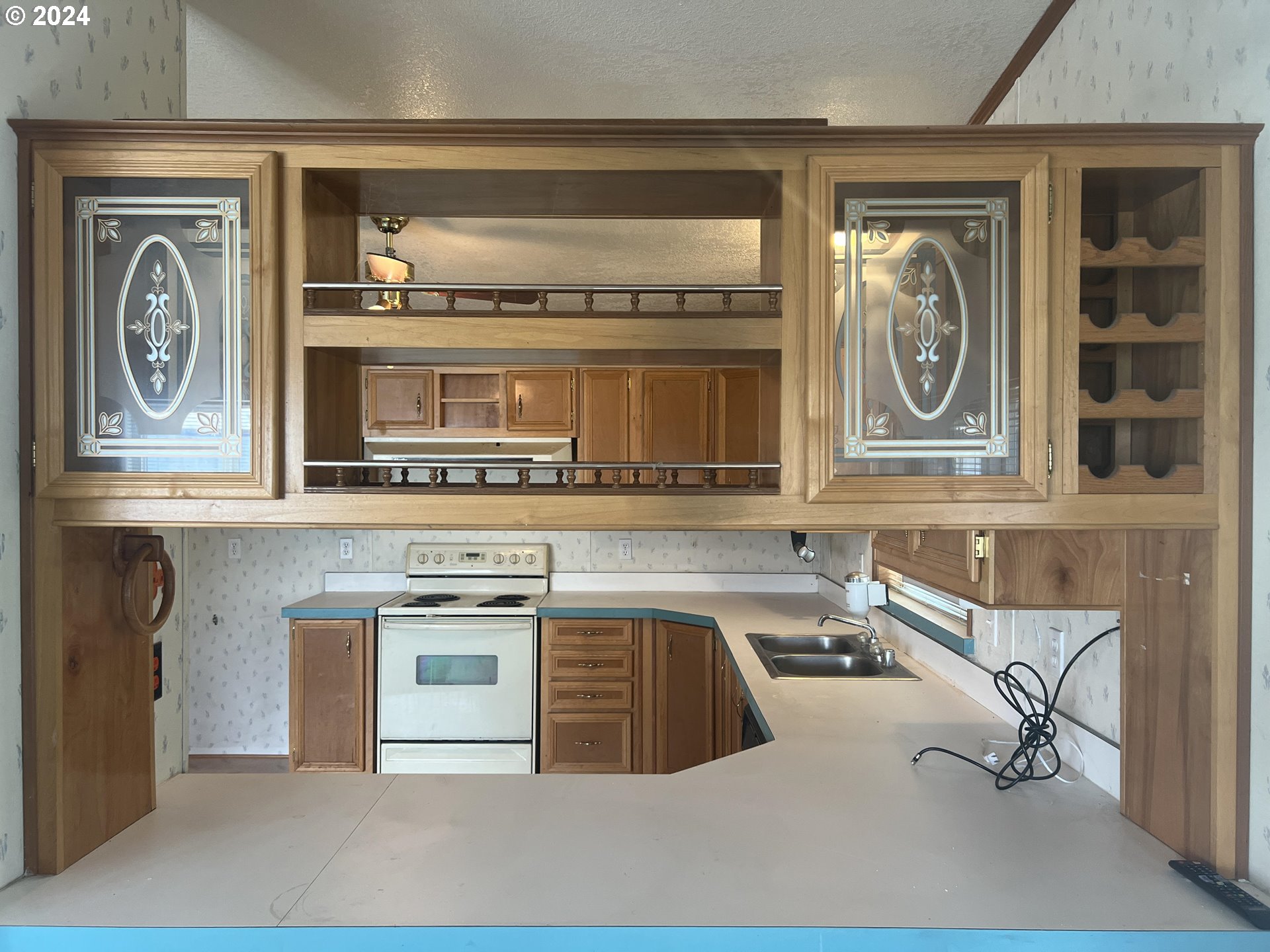 1699 27th Street, Unit 1 Florence, OR 97439 - Photo 11 of 31 Gallery Image 11