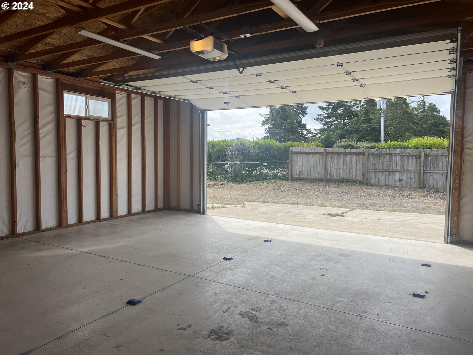 1699 27th Street, Unit 1 Florence, OR 97439 - Photo 29 of 31 Gallery Image 29