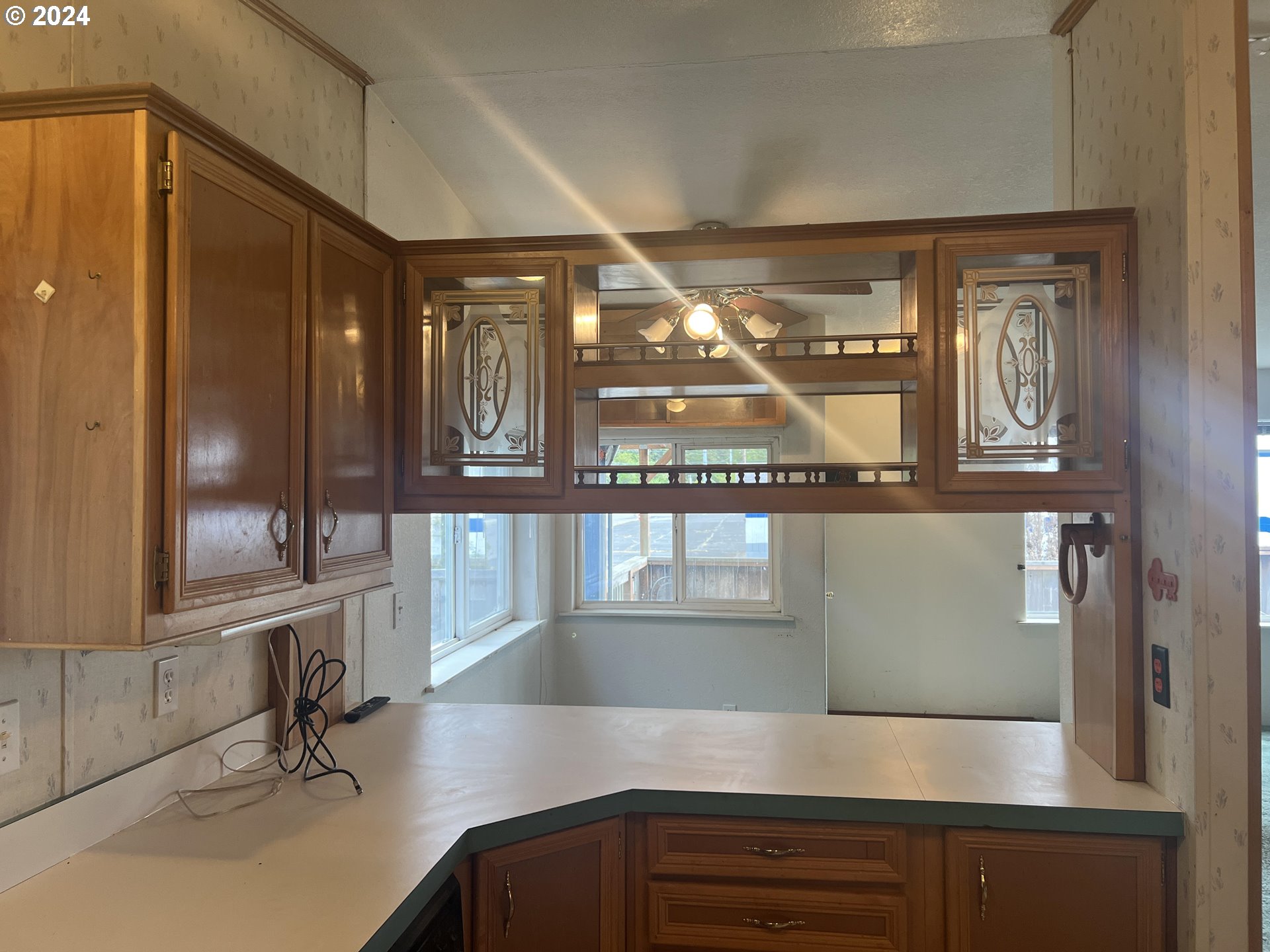 1699 27th Street, Unit 1 Florence, OR 97439 - Photo 8 of 31 Gallery Image 8