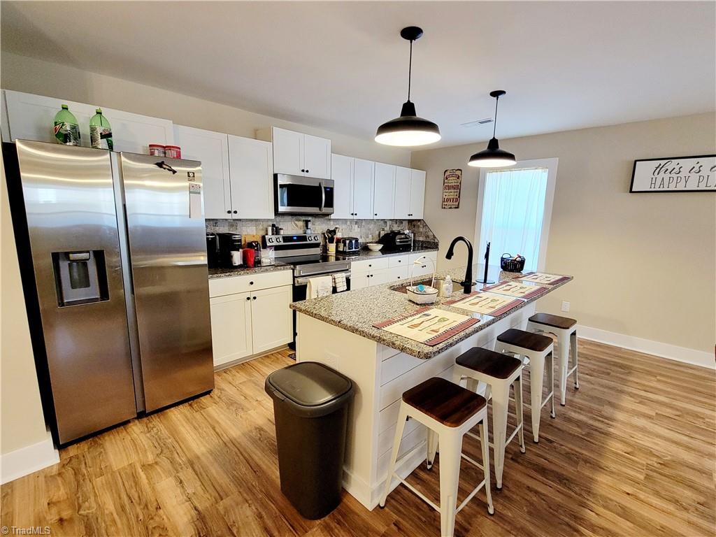 3519 Old Mountain Road Lexington, NC 27292 - Photo 7 of 33 kitchen